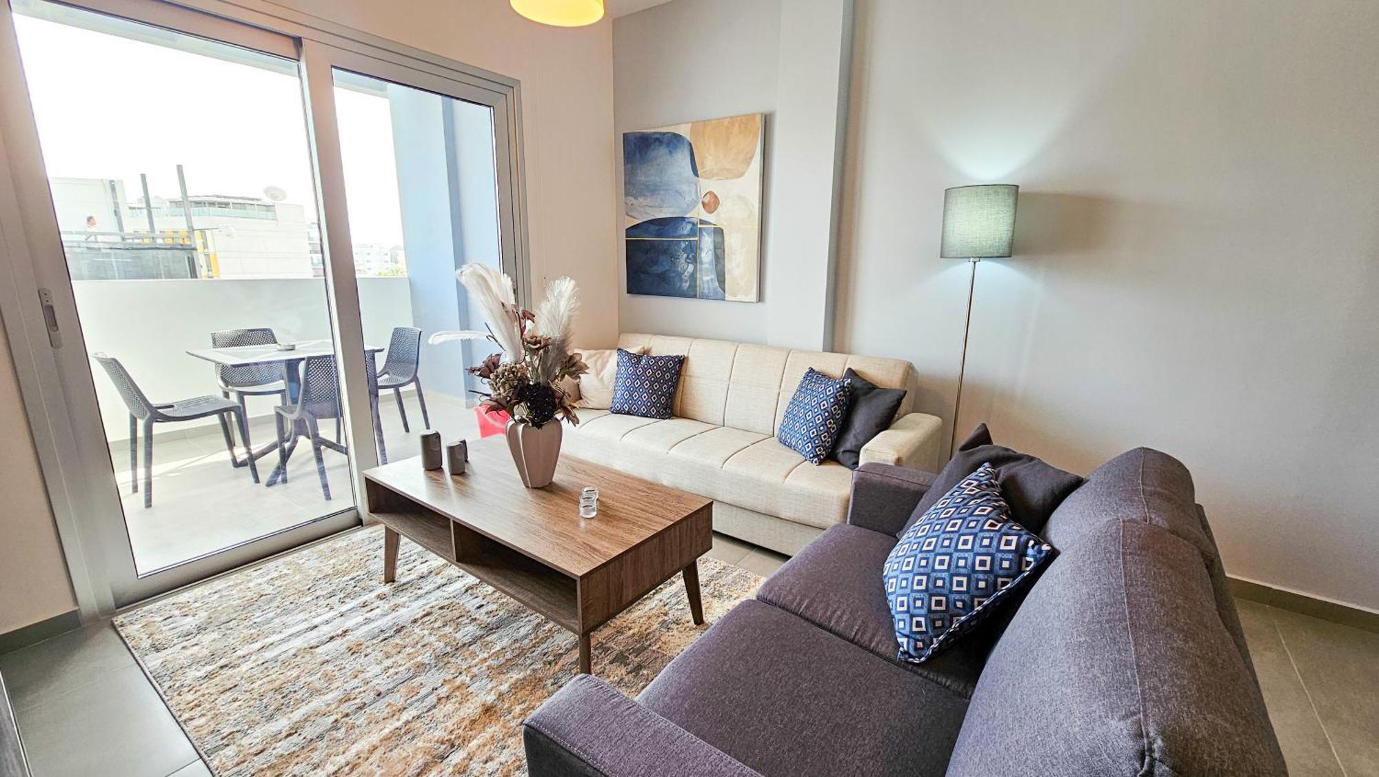 Sealife Citycenter Residences Larnaka Exterior foto